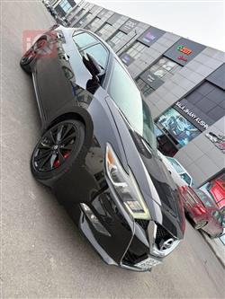 نيسان ماكسيما